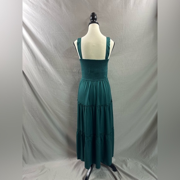 Boho Shirred Ruffle Hem Dress Emerald Green - Picture 4 of 9